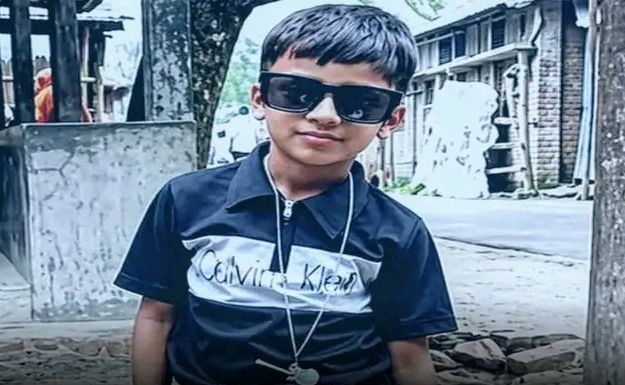 লালপুরে বাবাকে বাঁচাতে গিয়ে বিদ্যুৎস্পৃষ্টে আব্দুল্লাহ (৮) শিশুর মর্মান্তিক মৃত্যু