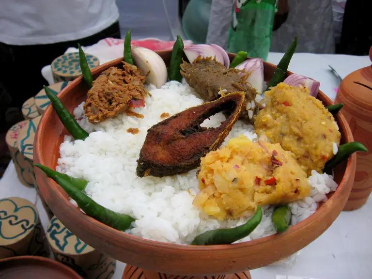 গরমে পান্তা ভাত কেন খাবেন? 